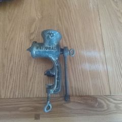 Vintage Spong Nation hand mincer