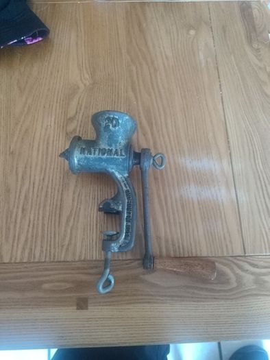 Vintage Spong Nation hand mincer