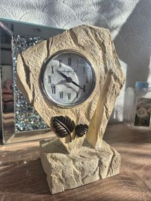 Newgrange Living Stone-Style Quartz Mantel Clock