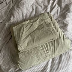 Double fitted sheet and 2 matching pillow cases