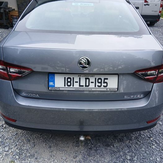 Skoda Superb Style 2018 1.6L Diesel  with tow bar