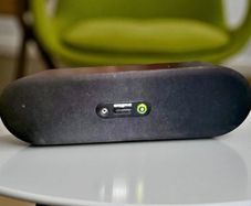 Creative D80 Bluetooth speaker