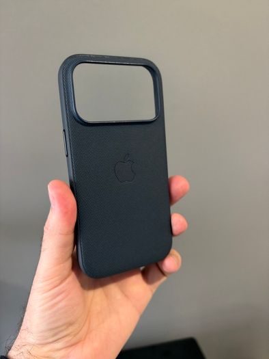 iPhone 17 Pro 256GB Blue Unlocked + Apple case