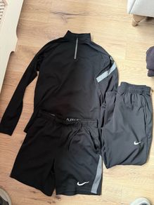 Men's Nike black tracksuit with shorts and bottoms