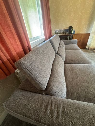 Large Grey L-Shaped Sofa with Chaise Excellent Condition