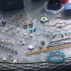 Large selection of costume jewellery, D18, no damaged pieces