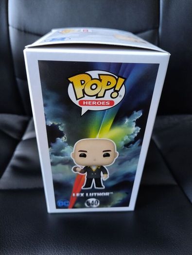 Funko Pop! Superman Lex Luthor Limited Chase Figure
