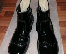 Froddo brand real leather black Chelsea boots size UK4 EU37