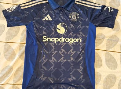 Man Utd 24/25 Away Mainoo 37 Adidas Slim