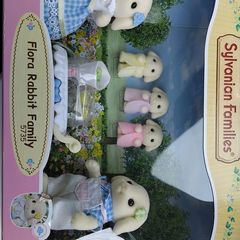 Sylvanian Families Flora Rabbit Family playset