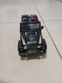 Police Jeep Toy Car - 1:32 Die-Cast Metal