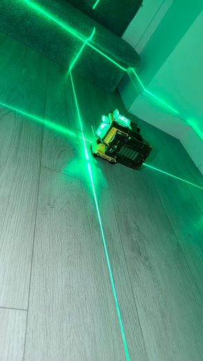 DeWalt DW089LG Green Laser