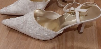 Ladies Ivory Cream Wedding Shoes