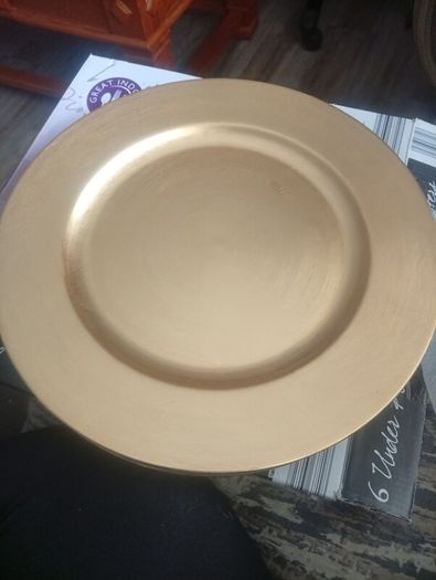 Home decor plates and coasters