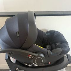 Egg New born car seat