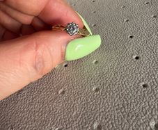 18 Carat gold engagement ring