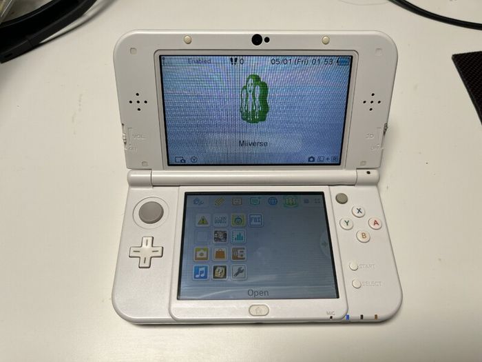 New Nintendo 3DS LL White Modded
