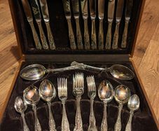 Newbridge Kings Royale Cutlery