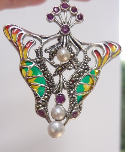 Sterling silver real ruby plique a jour enamel pendant