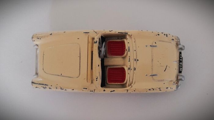 Diecast Vintage Corgi Toys Austin Healey 100 - Fair to Good Original Condition/No Box