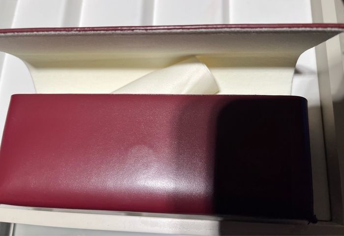 Gucci genuine sunglasses leather case