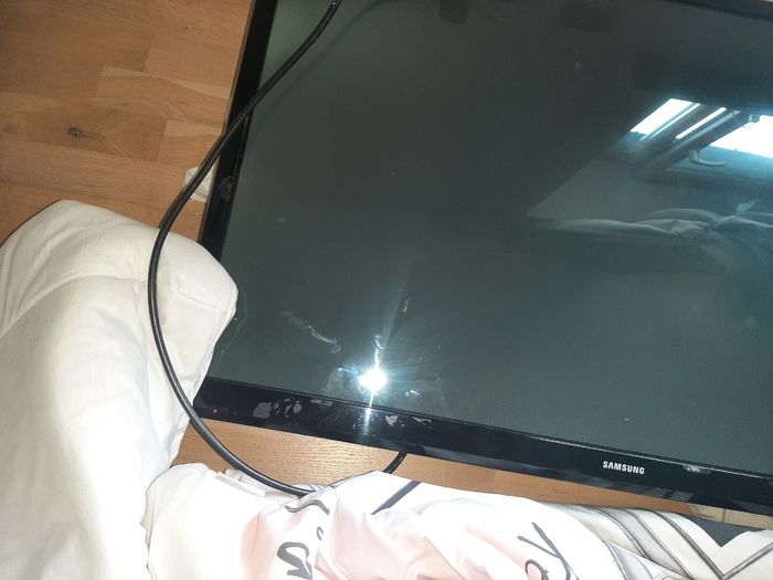 Samsung 48" TV