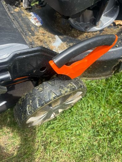 Honda petrol selfpropelled lawnmower