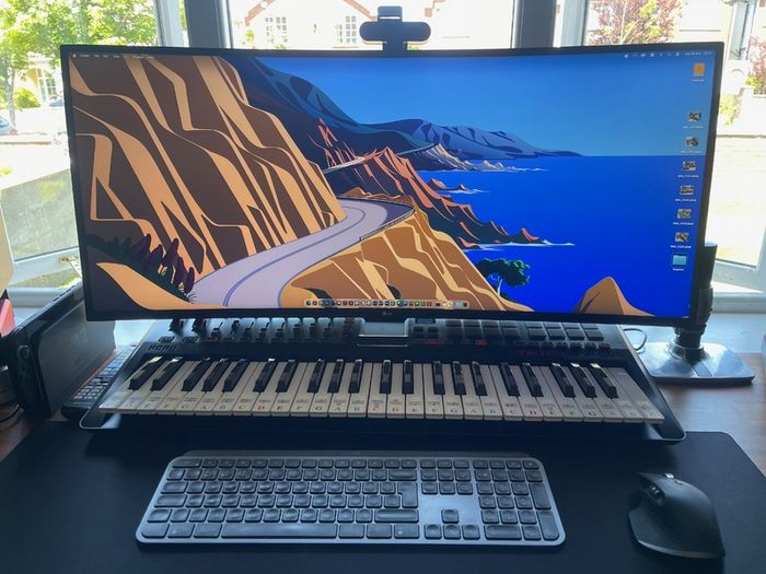LG UltraGear 38 Ultrawide Gaming Monitor + Ergotron LX Monitor Arm