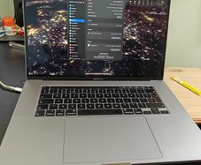 Apple MacBook Pro "Core i7" 2.6 16" 2019