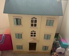 dollshouse