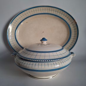 Arklow Tureen & Platter