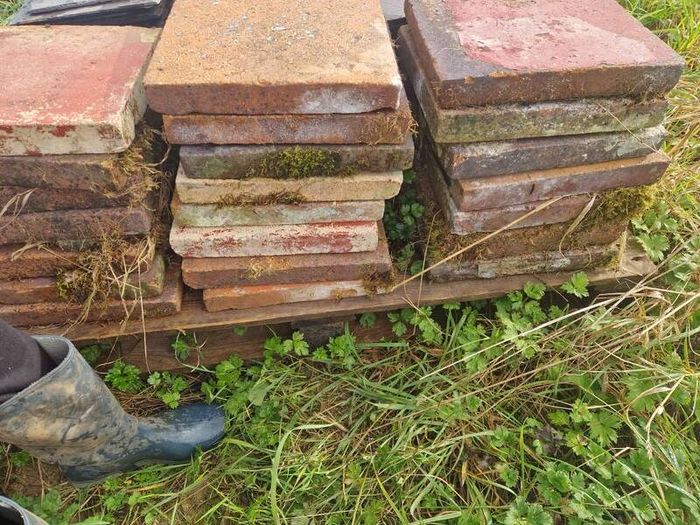 22 Quarry tiles 12by12inch