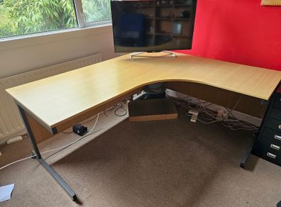 Large office desk table workbench wraparound