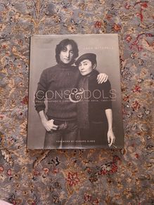 Icons & Idols Book Of Photography Chronicle Of The Arts 1960 - 1995.