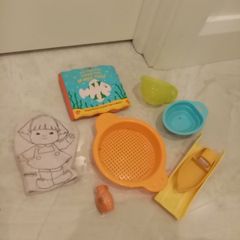 Bath toys