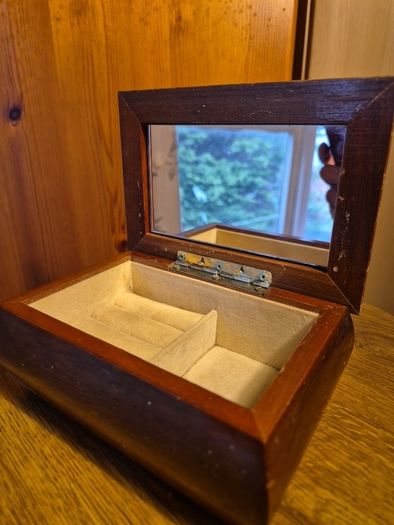 Vintage Wooden Jewellery Box with a Mirror