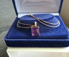 10 ct gold Natural  ametist and Natural  diamonds pendant & 9ct gold necklace
