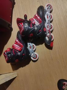 skates shoes