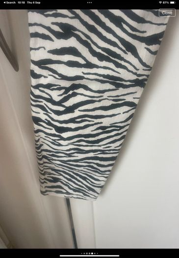 jeans Zara high rise skinny animal print size 12