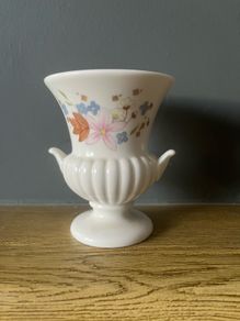 Wedgewood Meadow Sweet Mini Urn