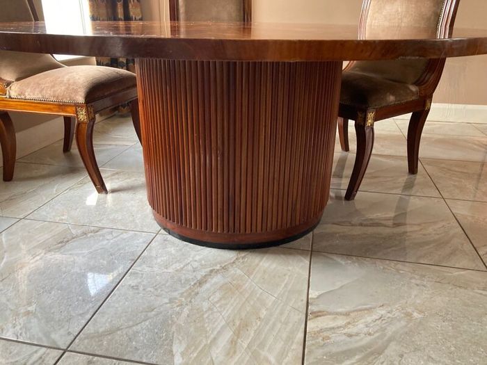 Dining room table and 6 chairs