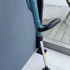 Makita grass trimmer (no battery)
