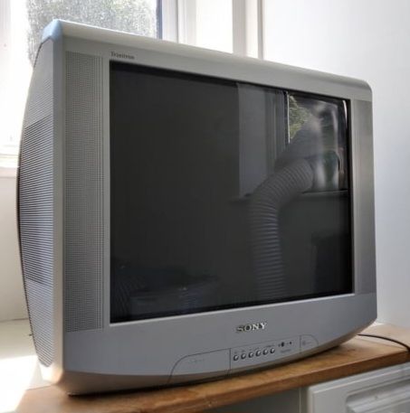 Sony Trinitron Silver 21 or 24 Inch TV