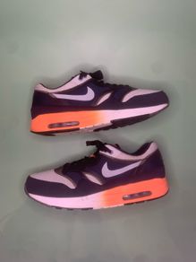 Get Unique Nike AM1