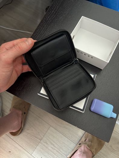guess purse