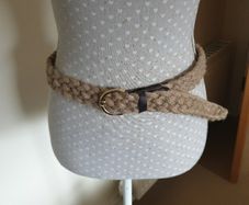 Ladies raffia belt