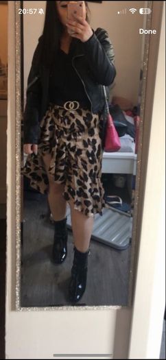 Ladies nasty gal leopard skirt