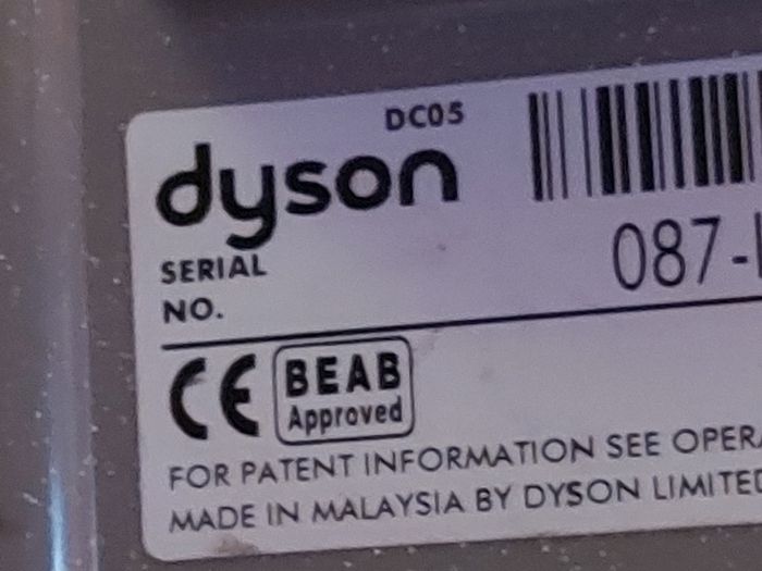 DYSON DC05, for parts or repair, not powering on