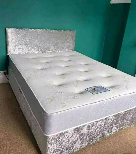 New Stylish single ,Double 4ft, 4ft6, King 5ft And 6ft Superking Sizes Divan Beds Instock. Drawers And Optional Tufted Mattresses Available. Free Delivery