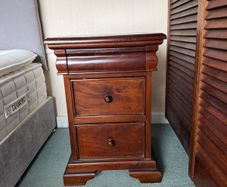 Mahogany Locker